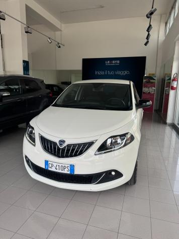 LANCIA YPSILON 1.0 HYBRID GOLD PLUS FULL OPTIONAL - Foto 6