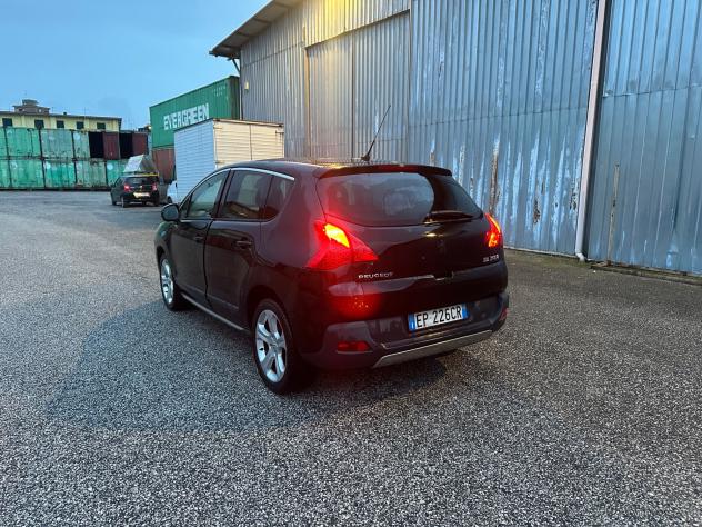 Peugeot 3008 1.6 HDi 115CV Business - Foto 5