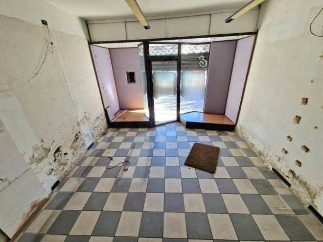 locale commerciale in vendita a Signa in zona San Mauro a Signa