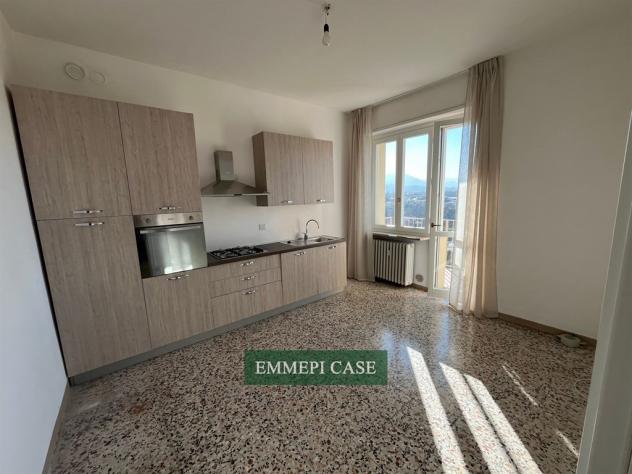 Mondovì (CN) ampio attico panoramico - Foto 4