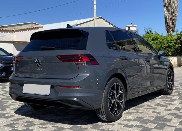 Volkswagen Golf 8 Life 2.0 TDI 116CV - Foto 4