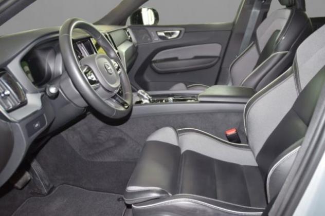 VOLVO XC60 B4 (d) automatico Plus Dark rif. 24049375 - Foto 6
