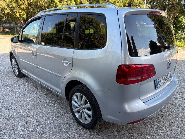 Volkswagen Touran 2.0 TDI DSG Highline perfetta - Foto 9