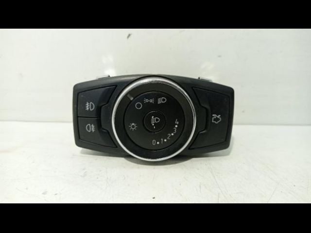 INTERRUTTORE COMANDO LUCI FORD Ka Ka+ Serie 2248691 APKE (1620)