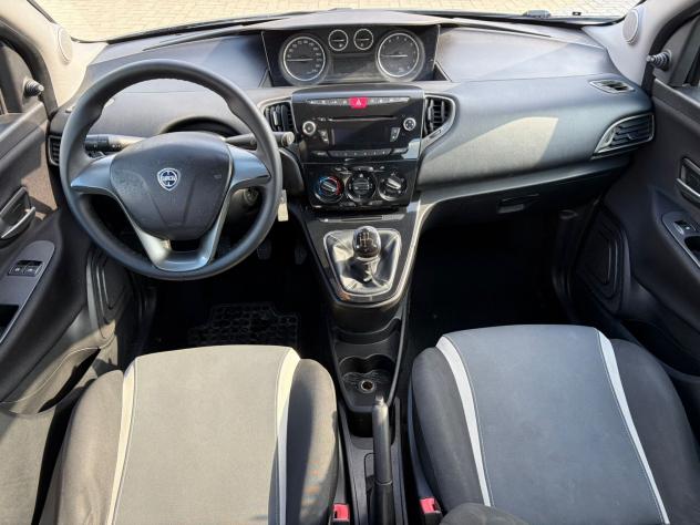 Lancia Ypsilon 1.2 69 CV 5 porte GPL Ecochic Gold - Foto 6