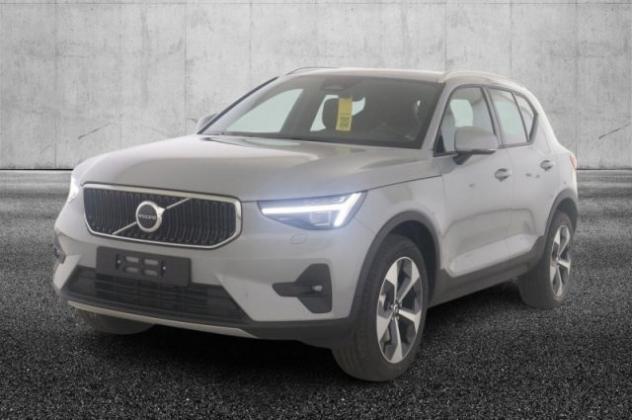 VOLVO XC40 B3 automatico Core rif. 22410863