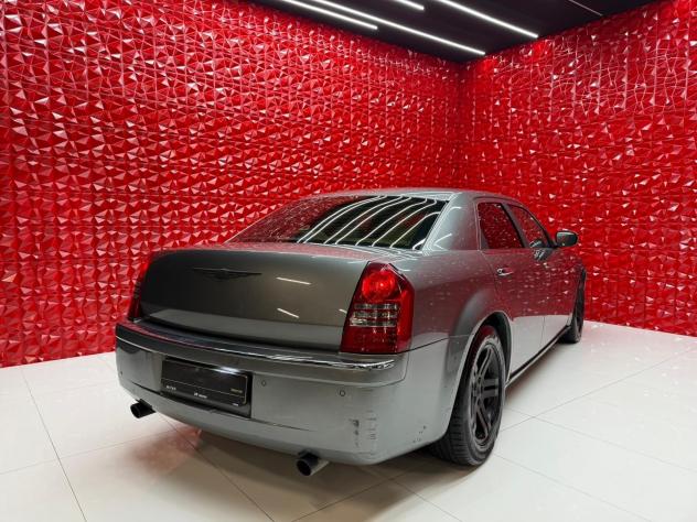 Chrysler 300C 3.0 V6 CRD cat DPF Sedan 218Cv - Foto 6