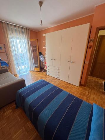 Borgo S. Maria vendesi ampio appartamento con cantina e garage - Foto 13