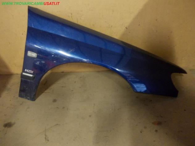 PARAFANGO ANT.D. BLU MET. PEUGEOT 406 (D9)  Carrozzeria  Lamierati esterni  Fiancate  Parafango ant. PEUGEOT - 406 - 01-05-1999 - 01-01-2005