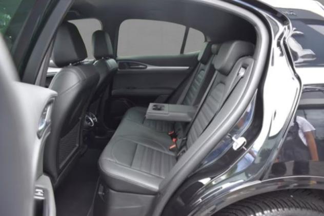 ALFA ROMEO Stelvio 2.0 Turbo 280 CV AT8 Q4 Veloce rif. 24049988 - Foto 8