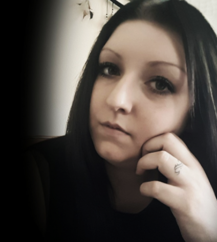 Donna di Castelvetrano. Fisico Formoso Tel: