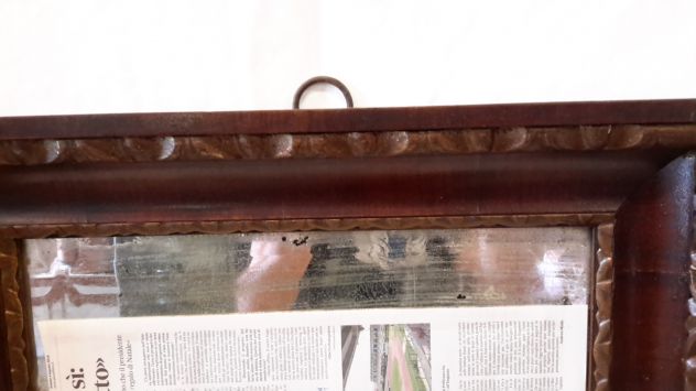 Specchio in legno con attorno cornice in radica di tartaruga, originale francese