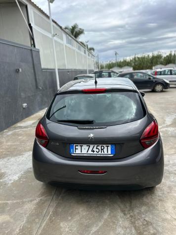 Peugeot 208 PureTech 82 Stop&Start 5 porte Active - Foto 4