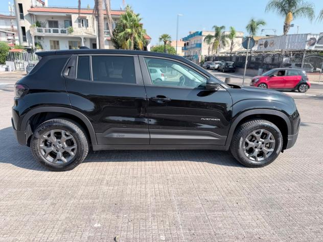 Jeep Avenger 1.2 Turbo 100 CV Altitude - Foto 6