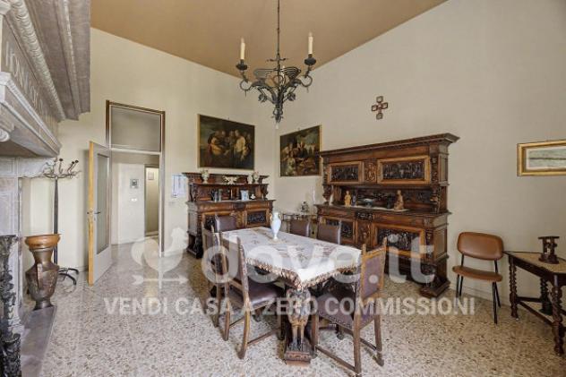 Palazzo / Stabile di 2800 m² con più di 5 locali in vendita a Leggiuno - Foto 4