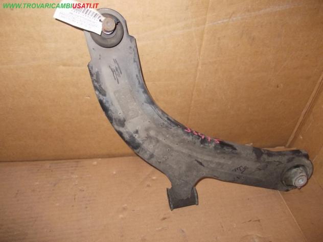 BRACCIO OSCILLANTE D.SOSP.ANT. NISSAN MICRA (K12E) 3p / 5p  Meccanica  Assale  Tiranteria  Braccio oscillante ant. d NISSAN - MICRA 3p / 5p - 01-01-20