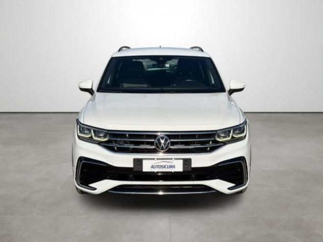 VOLKSWAGEN Tiguan 2.0 TDI 150 CV SCR DSG R-Line rif. 24203472 - Foto 2