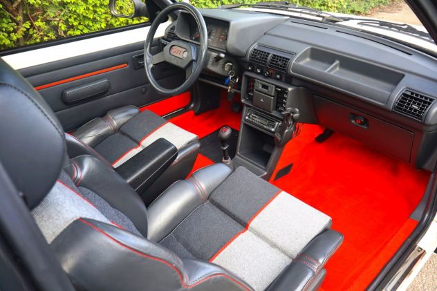 Peugeot 205 GTI 1.9 130 CV - Foto 5