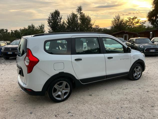 Dacia Lodgy Stepway 1.6 100 CV S&S GPL 5 posti - Foto 9