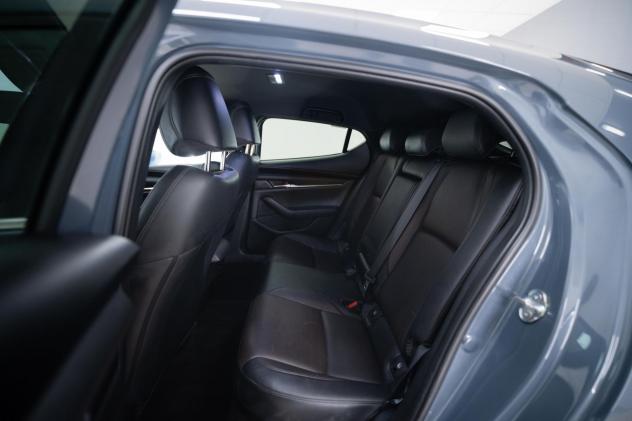 Mazda Mazda3 3 5p 2.0 m-hybrid Exceed 122cv 6at - Foto 8
