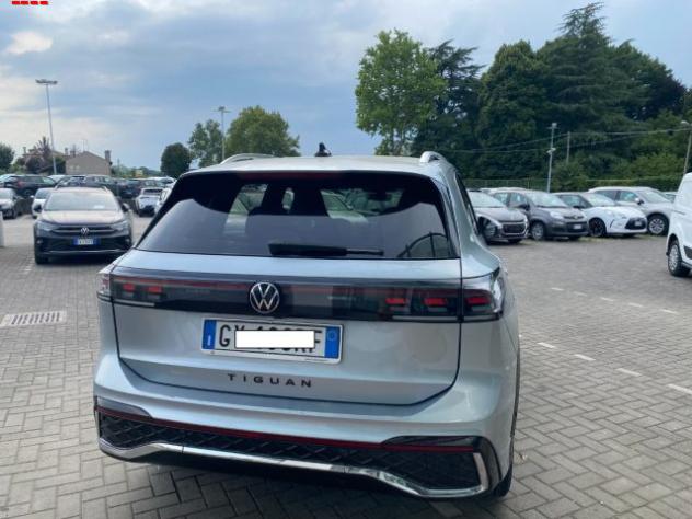 VOLKSWAGEN Tiguan 2.0 TDI 150 CV DSG R-Line rif. 24077805 - Foto 5