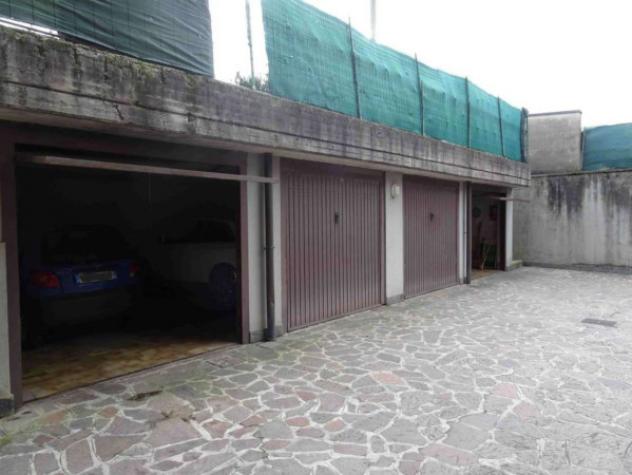 Immobile in asta di 132 m² con più di 5 locali e box auto doppio in vendita a Comun Nuovo - Foto 2