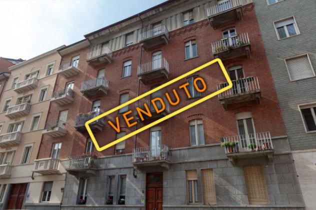 Appartamento di 140 m² con 5 locali in vendita a Torino