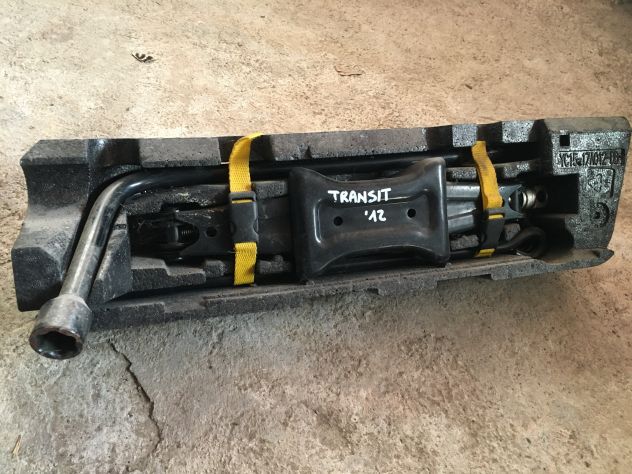 Kit soccorso e Crik Cric / crick Ford TRANSIT 2.2 TDCi 260 115 2012 - Foto 2