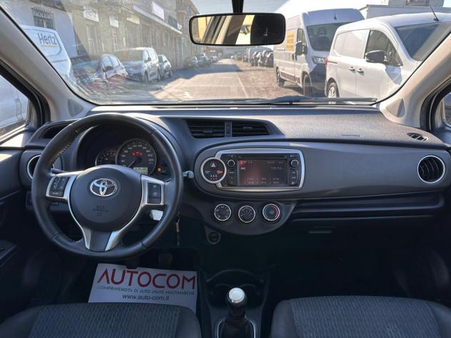 Toyota Yaris 1.0 5 porte Lounge - Foto 9