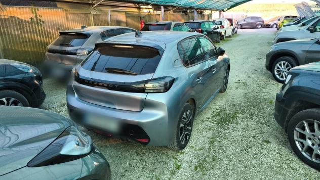 Peugeot 208 1.2 PureTech 100 Allure 2025 USATO - Foto 7
