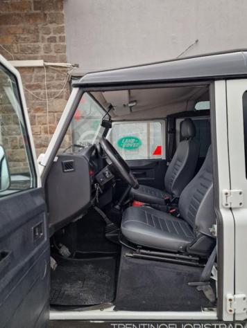 LAND ROVER Defender 110 2.2 TD4 Station Wagon N1 rif. 22480201 - Foto 5
