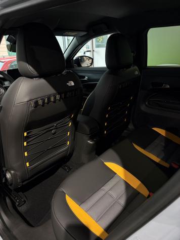 Jeep Avenger 4xe Hybrid 1.2 MHEV 4xe The North Face - Foto 6