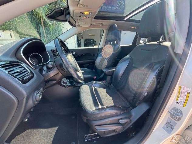 Jeep Compass 2.0 M-Jet Limited 4WD Auto - Foto 9