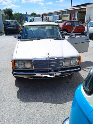 Mercedes-benz 200 D - Foto 2