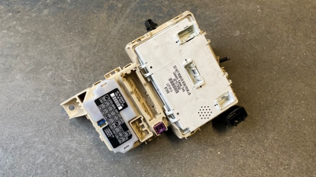 Body computer Suzuki Swift 1.3 benzina 4x4 del 2010 (36770-72KB2)