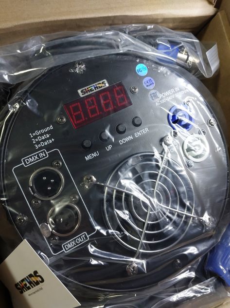 kit completo da 4 PAR LED SHEHDS professionali da 18x18W RGBW, NUOVI, mai usati - Foto 6