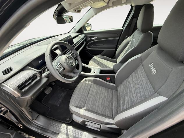 Jeep Avenger 1.2 Turbo 100 CV MHEV Longitude - Foto 9