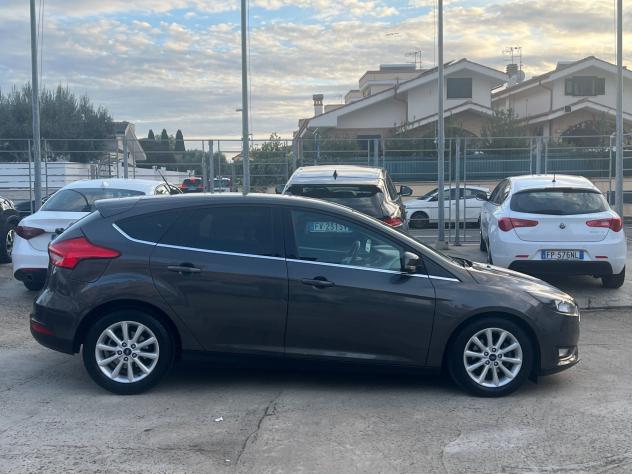Ford Focus 1.0 EcoBoost 125 CV Start&Stop Titanium - Foto 5