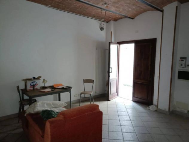 Immobile in asta di 62 m² in vendita a Cascina - Foto 2