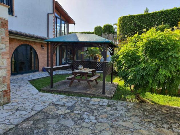 Villa in Vendita in zona NUGOLA con giardino - Foto 5