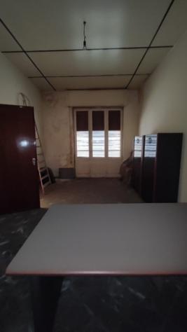 Indipendente con terrazzo da ristrutturare - Foto 6