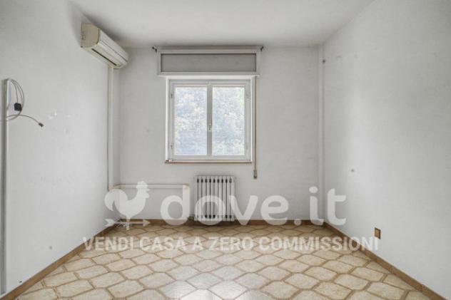 Appartamento di 110 m² con 5 locali e posto auto in vendita a Taranto - Foto 5