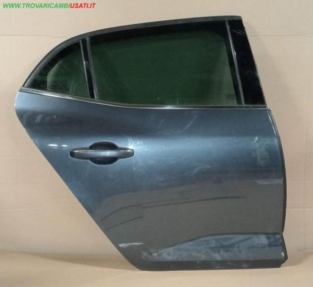 PORTA POST. D. GRIGIO MEDIO MET. C/ALZ. E SERR.  Carrozzeria  Lamierati esterni  Porte  Porta post. dx. RENAULT - MEGANE 5p - 01-01-2016 -