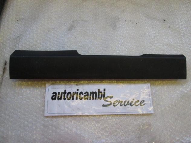 6M21-U13201-AFW BATTITACCO INTERNO PORTA ANTERIORE SINISTRO FORD MONDEO SW 2.0 D 103KW 6M 5P (2009) RICAMBIO USATO