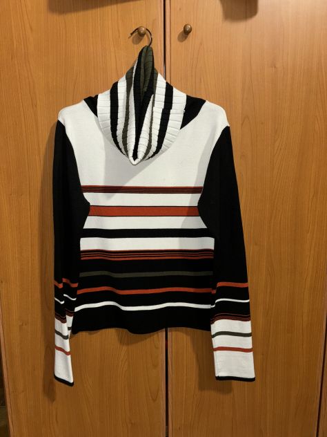MAGLIONE CON COLLO LARGO E ALTO RIPIEGABILE MARCA”LATTE MIELE TREND GIRL”MADE IN - Foto 3