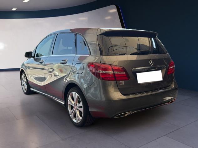 Mercedes-Benz Classe B B 180 d Premium - Foto 5