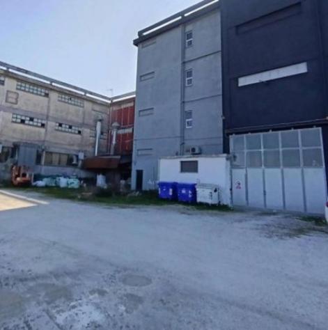 Immobile in asta di 350 m² con più di 5 locali in vendita a Appignano - Foto 2