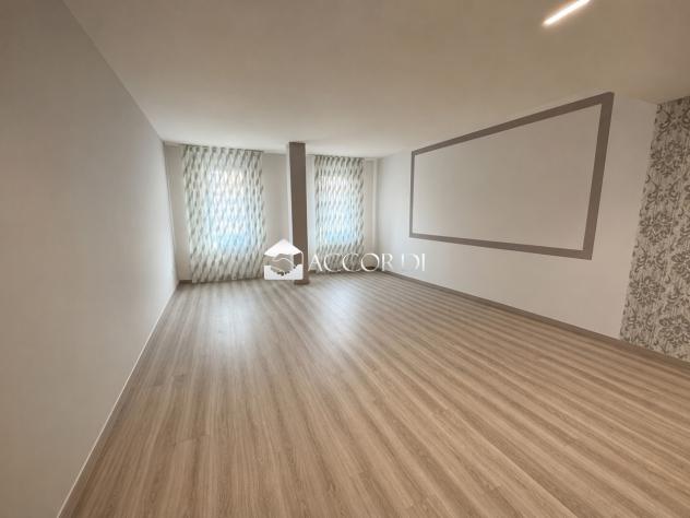 RIF.LLA22 - APPARTAMENTO ELEGANTE RISTRUTTURATO CON AMPIO TERRAZZO ABANO TERME - Foto 18
