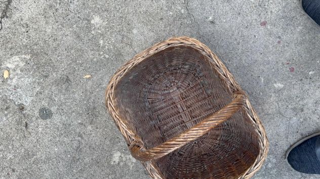 Cesto in Vimini Vintage Robusto e Artigianale Perfetto per Arredo o Uso Quotidia - Foto 3