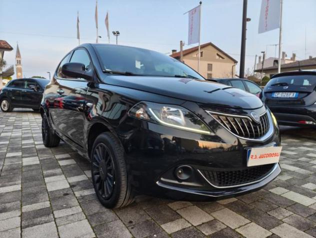 LANCIA Ypsilon 1.0 70cv 5 porte Hybrid ORO rif. 23471896 - Foto 2